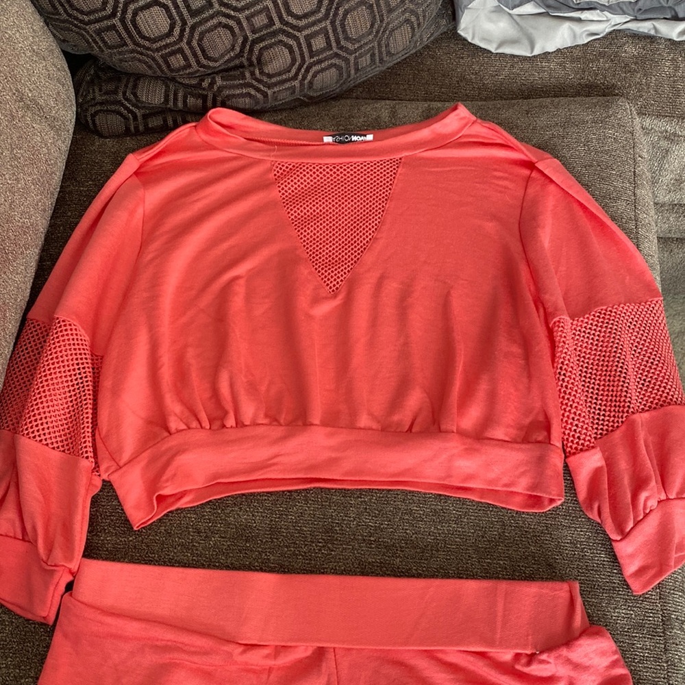 Pink two piece outfit Sz L